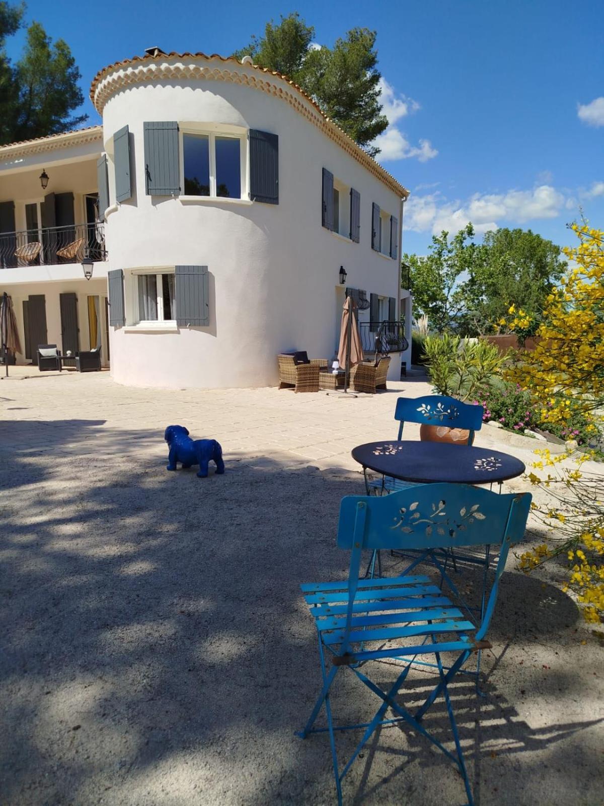 La Tourelle Suite Cosy Entre Vignoble Aixois Et Luberon Le Puy-Sainte-Réparade Exterior foto
